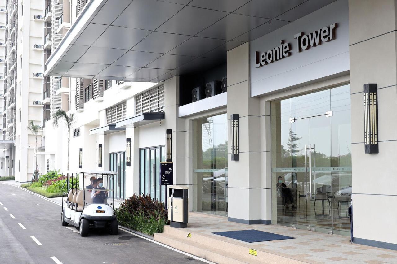 Moritz Inn Bsd Tangerang Bagian luar foto
